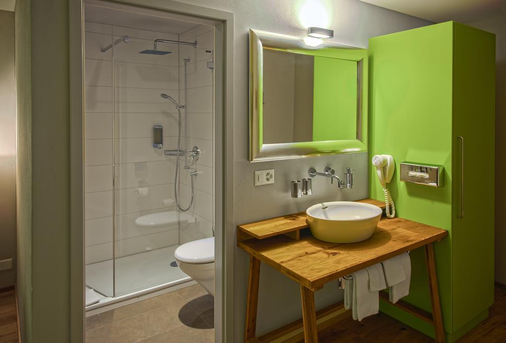 Hotel National Frutigen Cameră foto