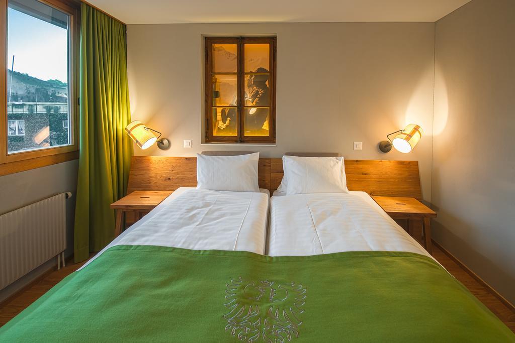 Hotel National Frutigen Cameră foto